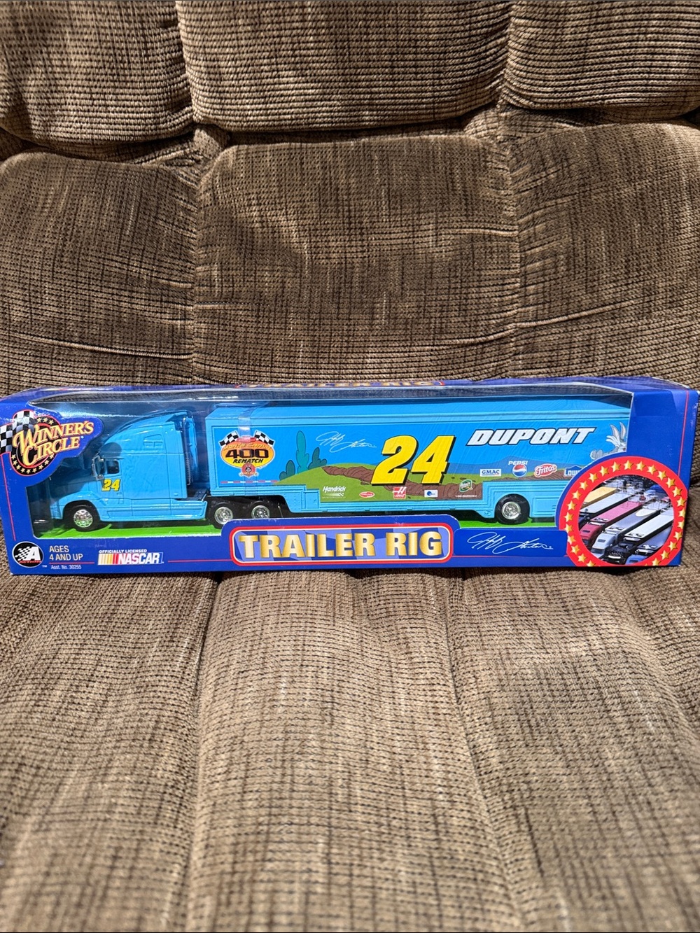 Nascar Dupont Blue & Yellow #24 Trailer Rig Toy